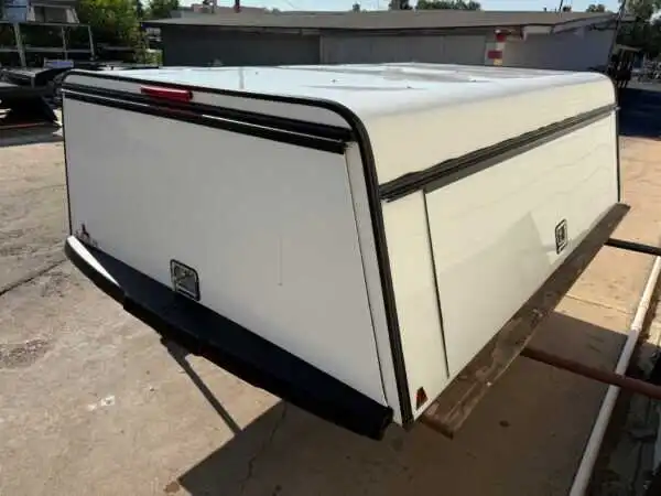 Leer DCC Topper – Ford F250