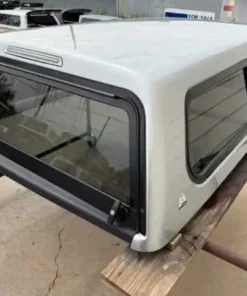 Leer 100R Topper – Toyota Tacoma