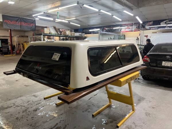 2014 - 2018 Chevrolet Silverado 1500 Leer 100XR Topper