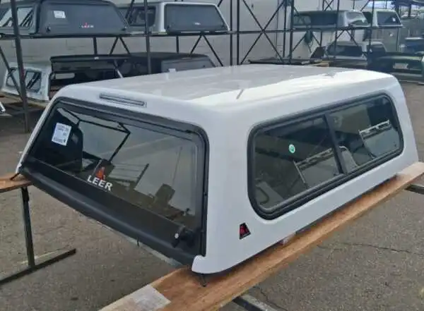 2016 - 2023 Toyota Tacoma Leer 100R Mile High Deluxe Topper