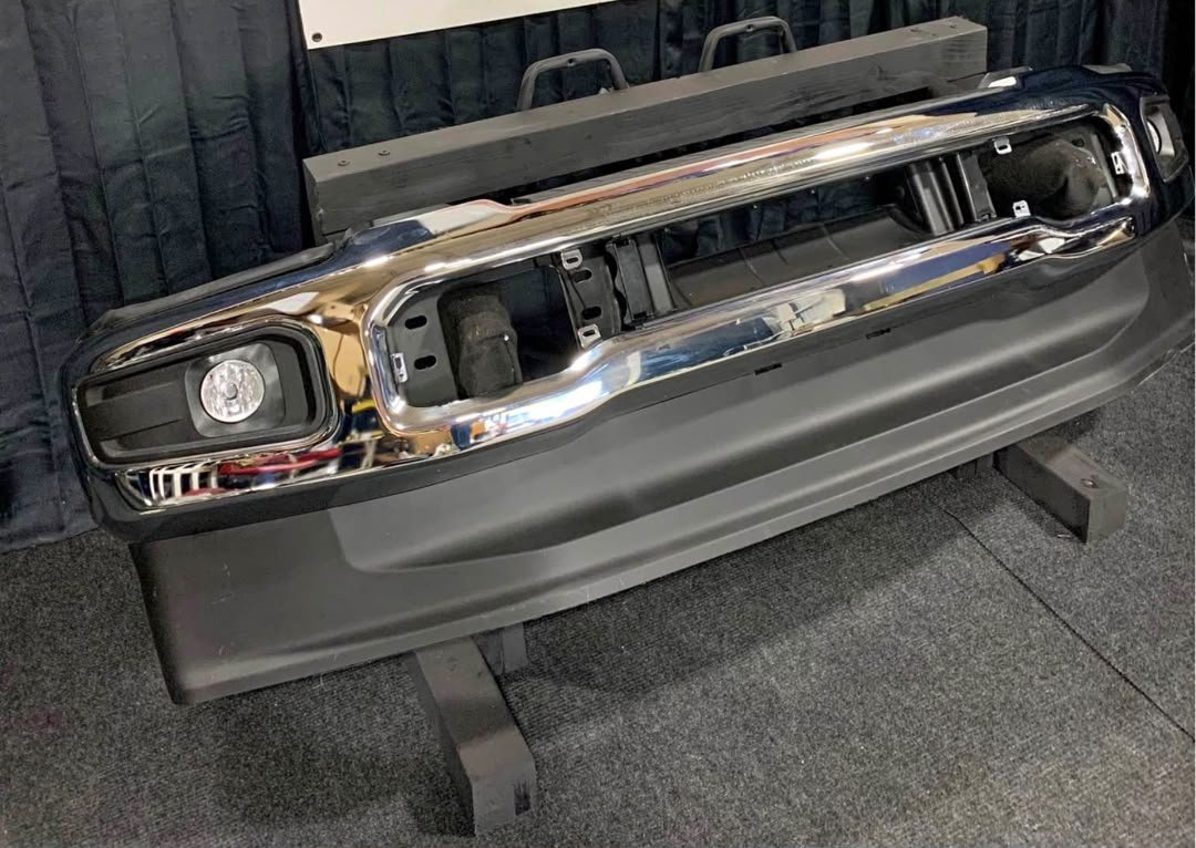 82 2023- 2027 Ford Super Duty F250 F350 Front Bumper