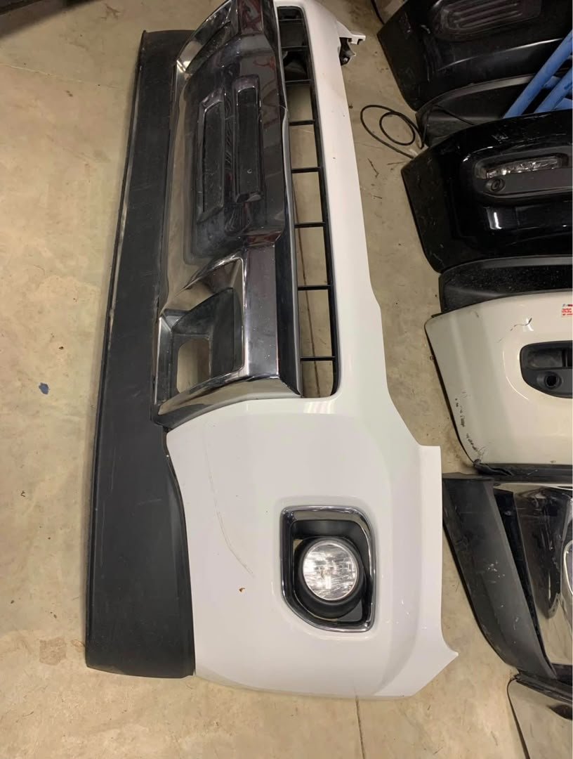 Shop 2015-2020 GMC Canyon front bumpers. Find quality OEM replacements designed for proper fit, durable protection, and dependable performance.