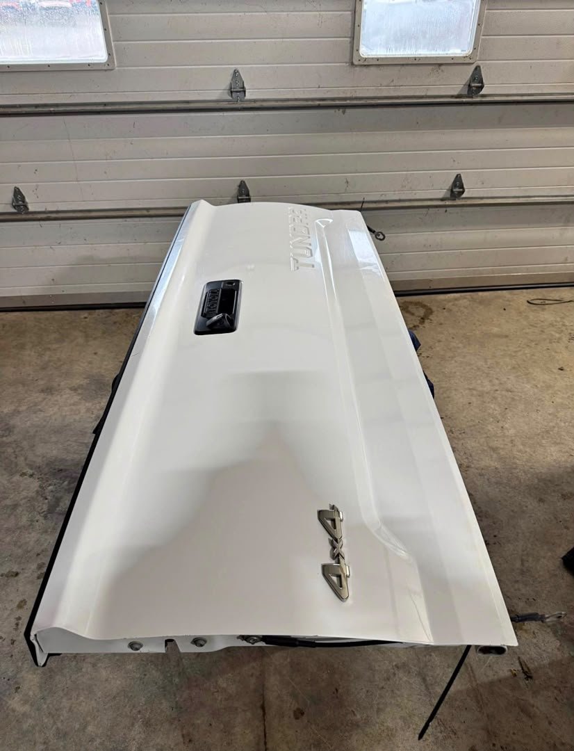 2014-2021 Toyota Tundra Tailgate